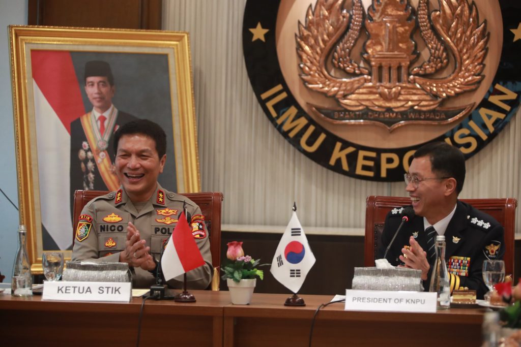 Delegasi Korean National Police University mengunjungi STIK Lemdiklat Polri di Lounge Adhi Pradana STIK Lemdiklat Polri, Kamis (7/12/2023). (Dok/Humas Polri)