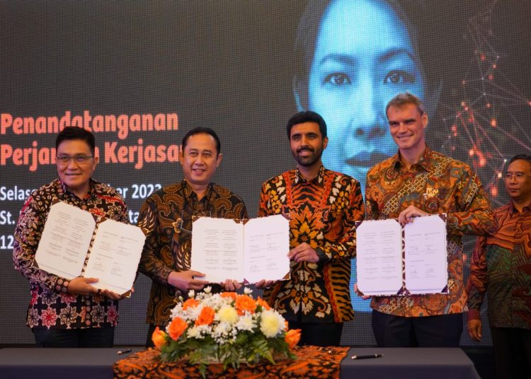 Kerja sama dilakukan masing-masing direktur rumah sakit dan disaksikan Menkes RI Budi Gunadi Sadikin di Jakarta, Selasa (12/12/2023). (Dok/Kemenkes RI)