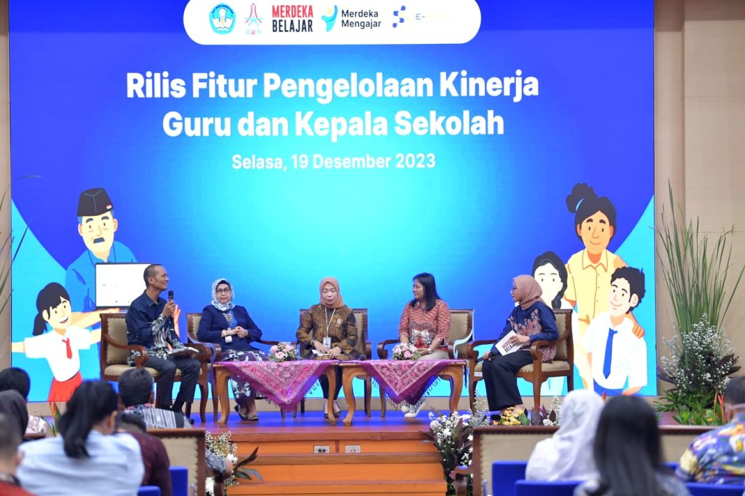 Acara Perilisan Fitur Pengelolaan Kinerja Guru dan Kepala Sekolah, Selasa (19/12/2023). (Dok/Kemendikbudristek RI)