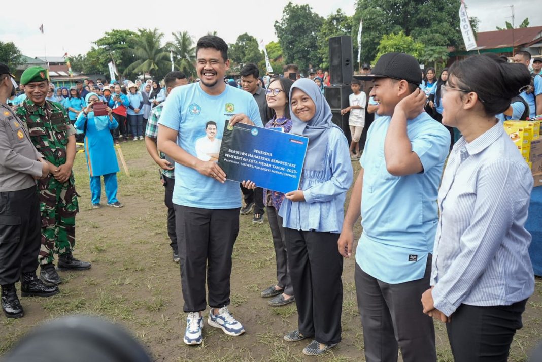 Ajang “Medan Bermain” yang diselenggarakan Pemko Medan melalui Dinas Pendidikan dan Kebudayaan di Lapangan Mabar Medan Deli, Sabtu (30/12/2023). (Dok/Kominfo Medan)