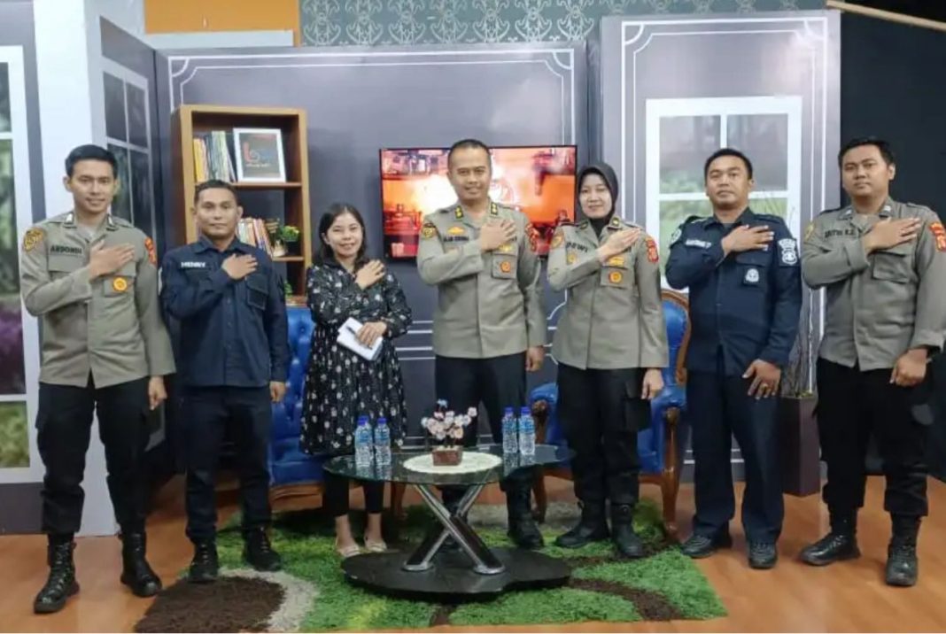 Polda Kaltim menggelar Talk Show “Ngobrol Pintar” (Ngopi) dalam rangka memberikan informasi dan edukasi kepada masyarakat, Rabu (10/1/2024).