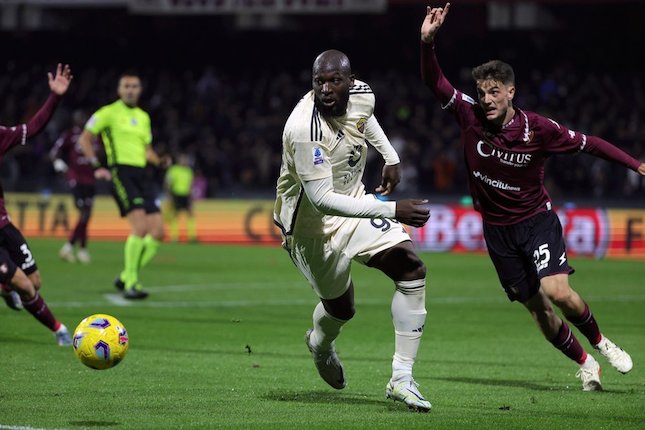 Aksi Romelu Lukaku dalam laga Serie A antara Salernitana vs AS Roma, Selasa (30/1/2024) dini hari WIB.