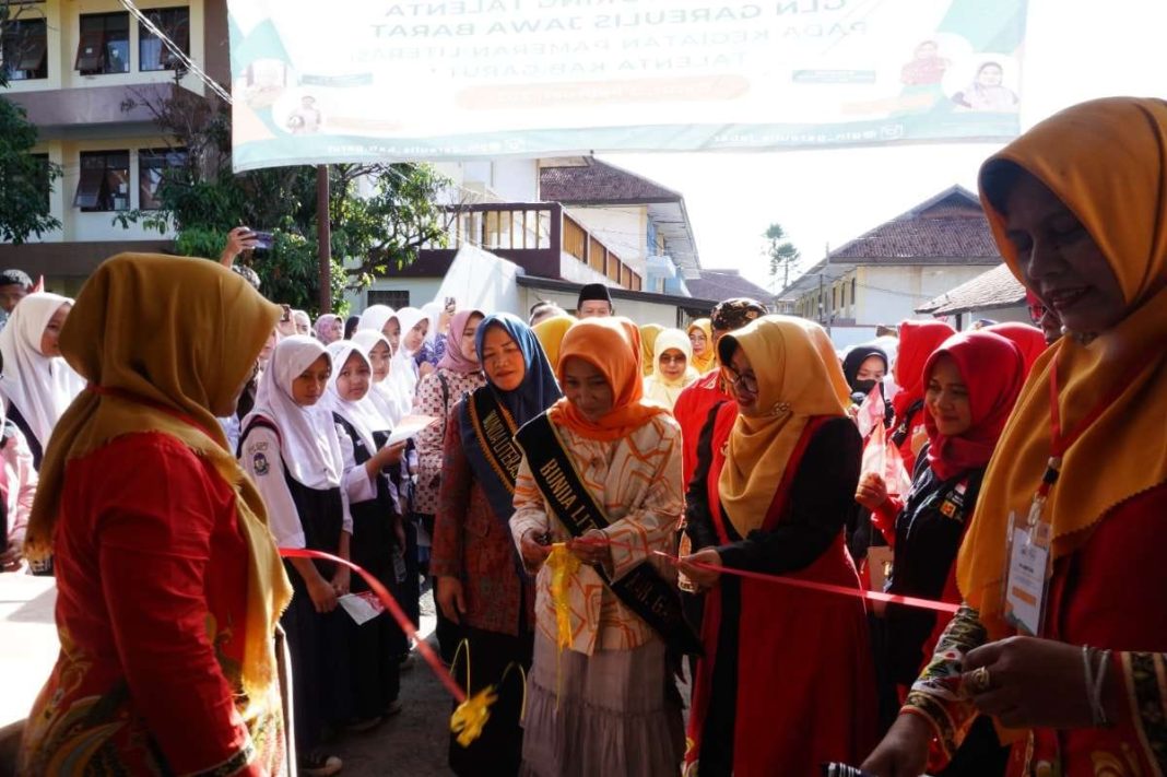 Acara Monev Pameran Talenta Gerakan Gareulis Kabupaten Garut dengan tema 