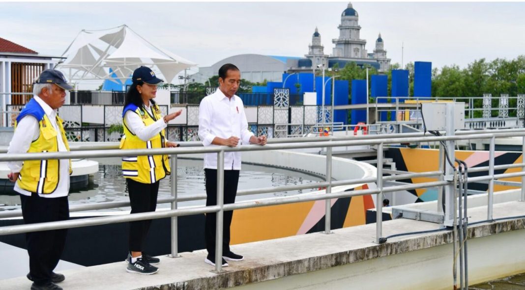 Presiden Jokowi meresmikan SPAL-DT Losari, di Kota Makassar, Provinsi Sulawesi Selatan, Kamis (22/2/2024).