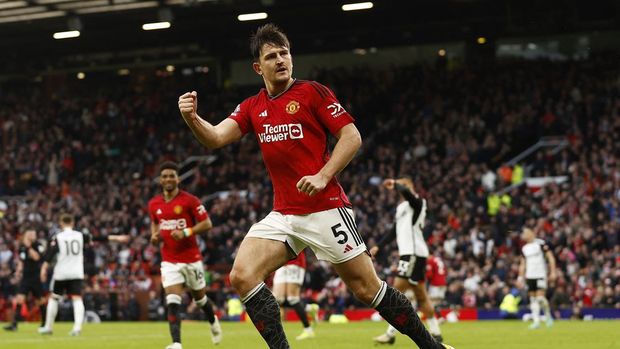 Harry Maguire mencetak gol penyeimbang saat melawan Fulham, Sabtu (24/2/2024) malam WIB.