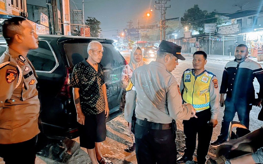 Polres Pelabuhan Belawan dan Satpol PP Medan menggelar patroli gabungan di kawasan utara Kota Medan mencegah terjadinya berbagai kejahatan jalanan, Selasa (27/2/2024) malam. (Dok/Polres Belawan)