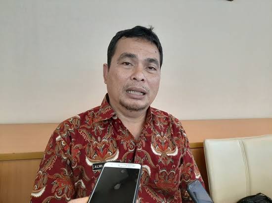 Kepala Dinas Kesehatan Sumut dr Alwi Mujahit Hasibuan MKes.