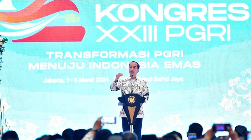 Presiden Jokowi secara resmi membuka Kongres XXIII PGRI di Hotel Grand Sahid Jaya, Jakarta, Sabtu (2/3/2024).