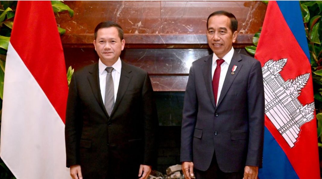 Presiden Jokowi bertemu dengan Perdana Menteri Kamboja Hun Manet di Hotel Park Hyatt, Melbourne, Australia, Selasa (5/3/2024).