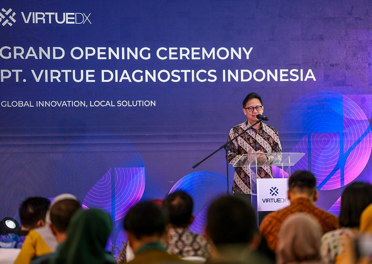 Menkes RI Budi Gunadi Sadikin meresmikan PT Virtue Diagnostic Indonesia, yang merupakan perusahaan In Vitro Diagnostic (IVD) inovatif lokal bertaraf internasional, di Cikarang, Jawa Barat, Selasa (5/3/2024).