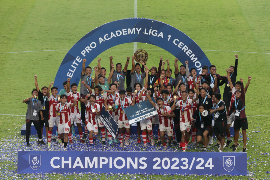 Persis Solo U-20 keluar sebagai juara EPA Liga 1 U-20 2023/2024 setelah mengalahkan Persita Tangerang U-20 dengan skor 3-1 di Stadion Manahan, Solo, Kamis (7/3/2024).