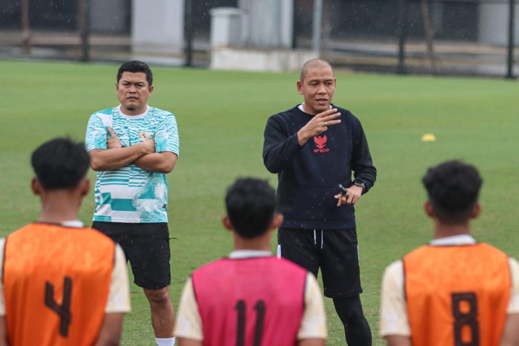 Pelatih Tim U-16 Indonesia Nova Arianto puas dengan kualitas para pemain yang mengikuti seleksi ini. (Dok/PSSI)