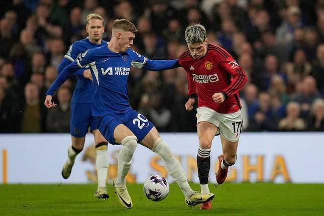 Duel Cole Palmer dan Alejandro Garnacho di laga Chelsea vs Manchester United, Premier League 2023/2024, Jumat (5/4/2024).