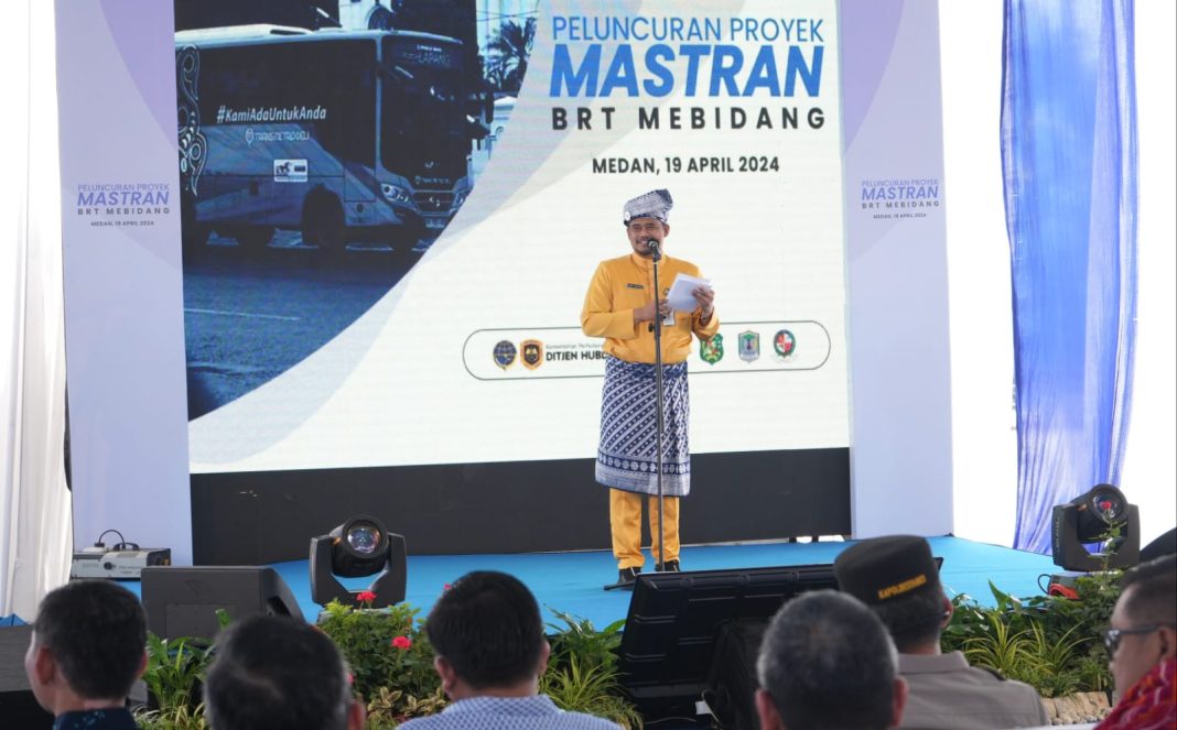 Wali Kota Medan Bobby Nasution meluncurkan proyek Mastran BRT Mebidang di Lahan Eks Terminal Amplas, Kecamatan Medan Amplas, Jumat (19/4/2024). (Dok/Kominfo Medan)