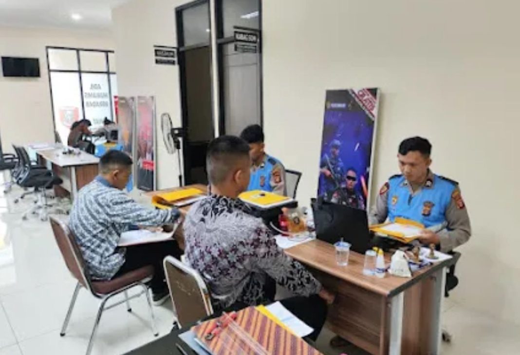 Polresta Balikpapan Polda Kaltim menggelar kegiatan verifikasi dan pemeriksaan administrasi bagi calon anggota Polri di kantor Sekretariat.