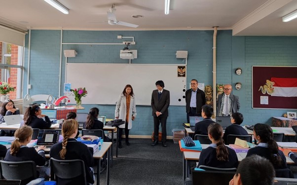 Jumlah pemelajar bahasa Indonesia mengalami perkembangan yang sangat baik di Huntingtower School, Melbourne, Australia. (Dok/Kemendikbudristek RI)