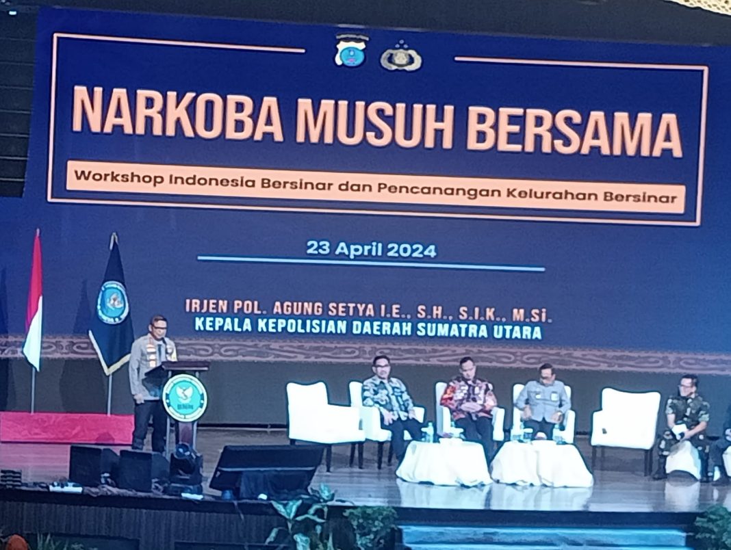Kapolda Sumut Irjen Pol Agung Setya Imam Effendi beri pemaparan pada Workshop Indonesia Bersih Narkoba yang digelar BNN RI bertempat di Hotel Grand City Hall Medan, Selasa (23/4/2024).