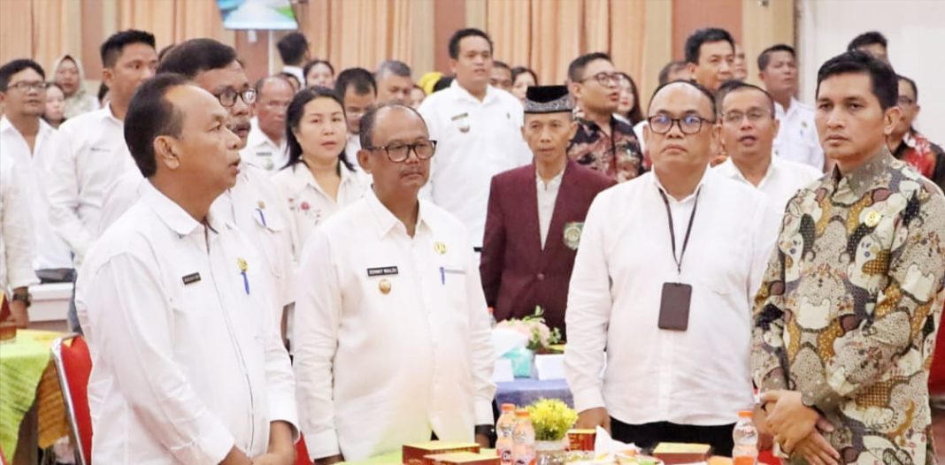 Wakil Bupati Simalungun Zonny Waldi menghadiri Musrenbang RPJPD 2025-2045, di Balei Harungguan Djabanten Damanik Pamatangraya, Rabu (24/4/2024).