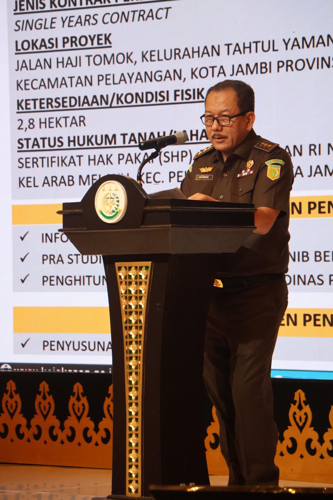 JAM Pembinaan Kejagung Dr Bambang Sugeng Rukmono pada penutupan Musrenbang Kejagung di Nusa Dua Bali, Jumat (26/4/2024). (Dok/Puspenkum Kejagung)