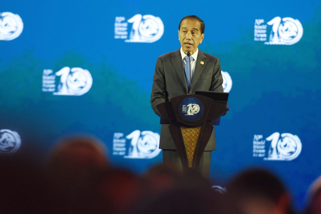 Presiden Joko Widodo membuka secara resmi Forum Air Sedunia ke-10 di Bali International Convention Center (BICC) Nusa Dua Bali, Senin (20/5/2024). (Dok/Humas Setkab)