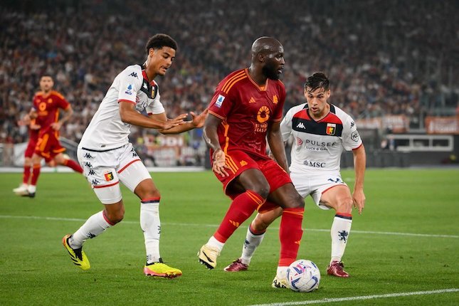 Aksi Romelu Lukaku dalam laga Serie A antara AS Roma vs Genoa, Senin (20/5/2024) dini hari WIB.