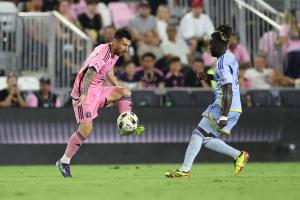 Aksi Lionel Messi di laga Inter Miami vs Atlanta United, Kamis (30/5/2024) dini hari WIB.