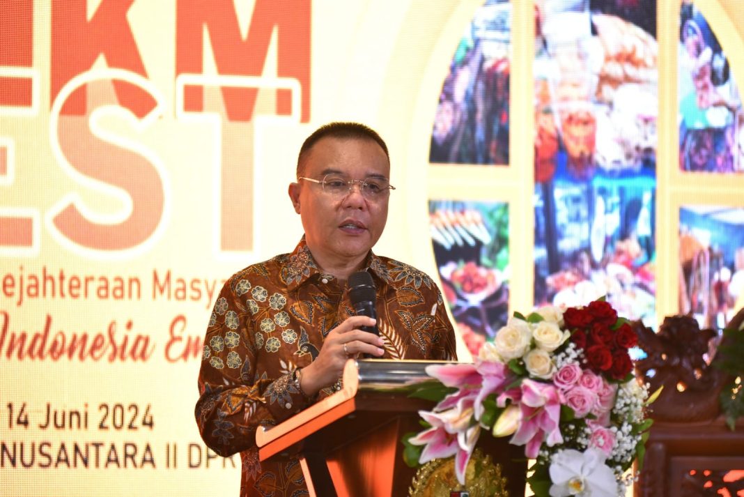 Wakil Ketua DPR RI Sufmi Dasco Ahmad saat membuka UMKM Fest 2024 di Selasar Gedung Nusantara II DPR RI, Selasa (11/6/2024).