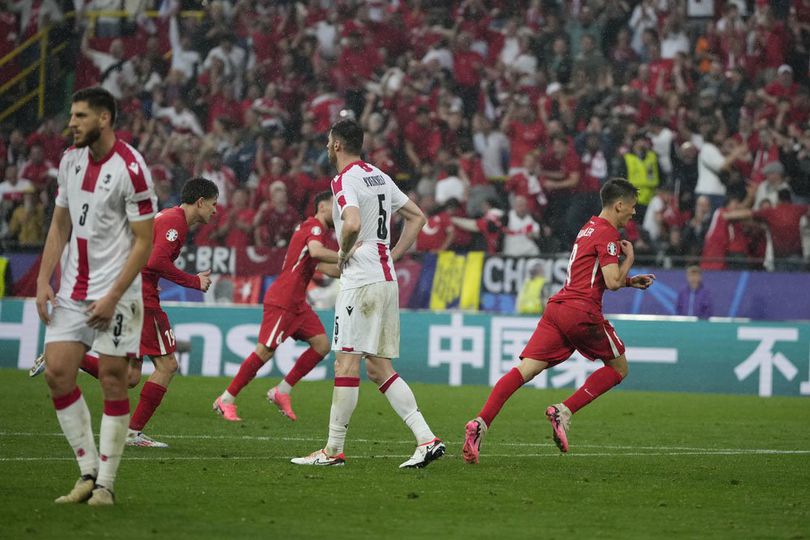 Arda Guler merayakan golnya di laga Euro 2024 antara Turki vs Georgia di Signal Iduna Park, Selasa (18/6/2024) malam WIB.