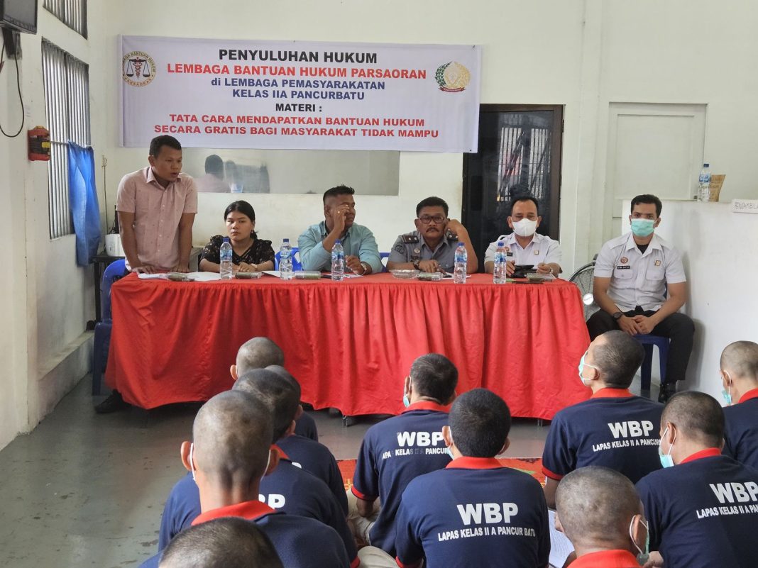 Lapas Kelas IIA Pancurbatu Kanwil Kemenkumham Sumut mengadakan penyuluhan hukum kepada 30 orang WBP Lapas Pancurbatu yang masih berstatus tahanan, Rabu (19/6/2024). (Dok/Lapas Pancurbatu)
