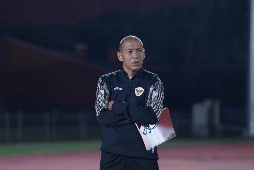 Pelatih Timnas Indonesia U-16 Nova Arianto.