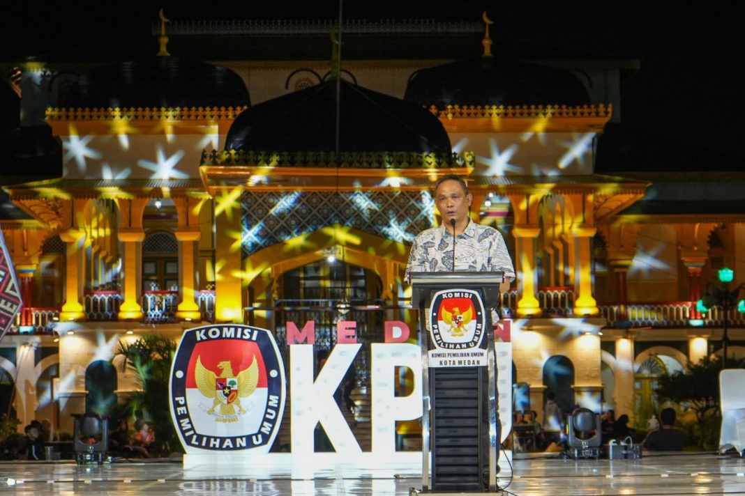Peluncuran tahapan pemilihan Wali Kota dan Wakil Wali Kota Medan yang digelar KPU Medan di Istana Maimun, Sabtu (6/7/2024) malam.