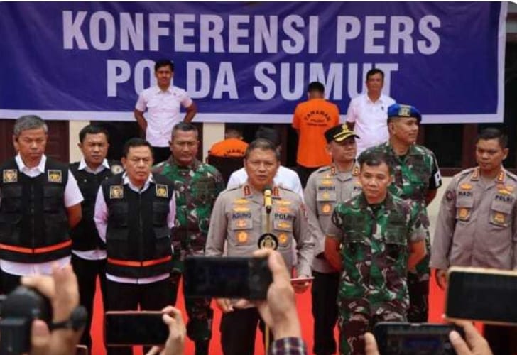 Kapolda Sumut Komjen Pol Agung Setya Effendi pada konferensi pers di Kabanjahe, Senin (8/7/2024).