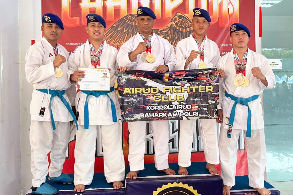 Tim karateka Korpolairud Baharkam Polri mendapatkan 12 medali. (Dok/Humas Polri)