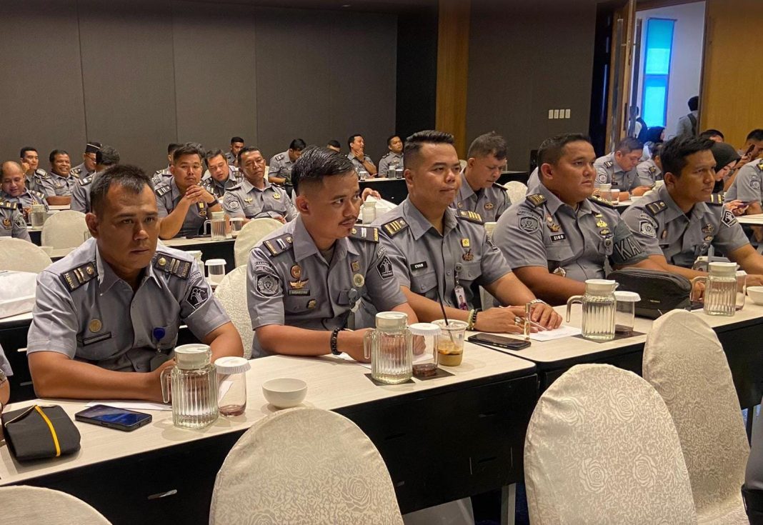 Lapas Kelas IIA Pancurbatu turut serta dalam bimtek yang diadakan Kantor Wilayah Kementerian Hukum dan HAM Sumut. Kegiatan ini berlangsung dari 15 hingga 17 Juli 2024 di Hotel Grand Mercure Medan. (Dok/Lapas Pancurbatu)