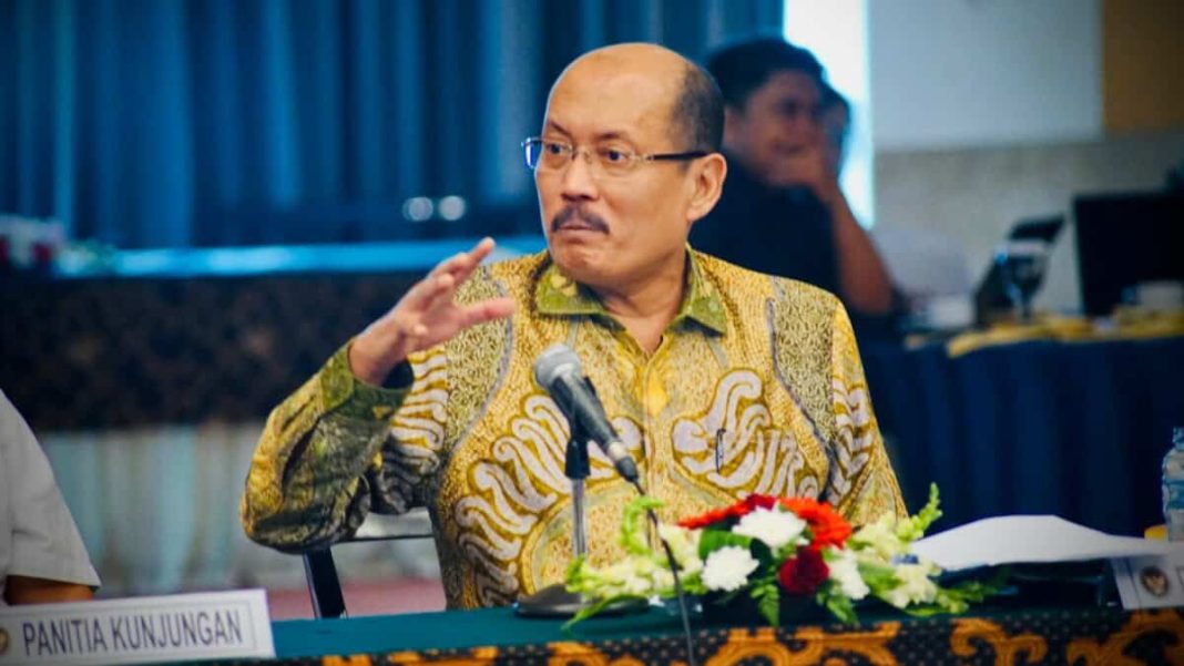 Deputi Bidang Koordinasi Kesatuan Bangsa Kemenko Polhukam menyelenggarakan Rapat Koordinasi untuk membahas persiapan dan kesiapan kunjungan Paus Fransiskus ke Indonesia di Hotel Borobudur Jakarta, Rabu (24/7/2024). (Dok/Polhukam)