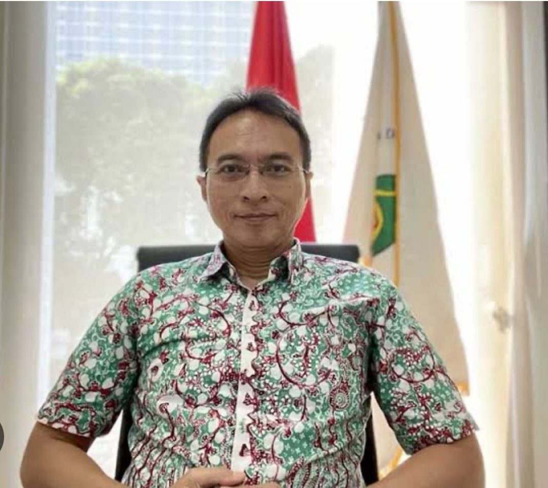 Ketua Umum IDAI dr Piprim Basarah Yanuarso SpA (K).