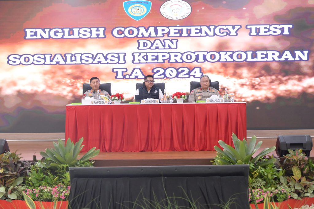 Divhubinter Polri sukses menyelenggarakan ECT dan sosialisasi Keprotokoleran di Gedung Siginjai Polda Jambi, Senin (5/8/2024). (Dok/Humas Polri)