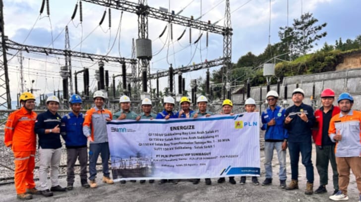 PLN UIP SBU melalui UPP SBU 3 berkolaborasi dengan UPT Siantar dan UP2B Sumbagut terkait pelaksanaan pekerjaan Rekomisioning hingga pelaksanaan Energize pada SUTT 150 kV Sidikalang-Salak Line #1 serta GI terkait, Jumat (2/8/2024). (Dok/PLN)