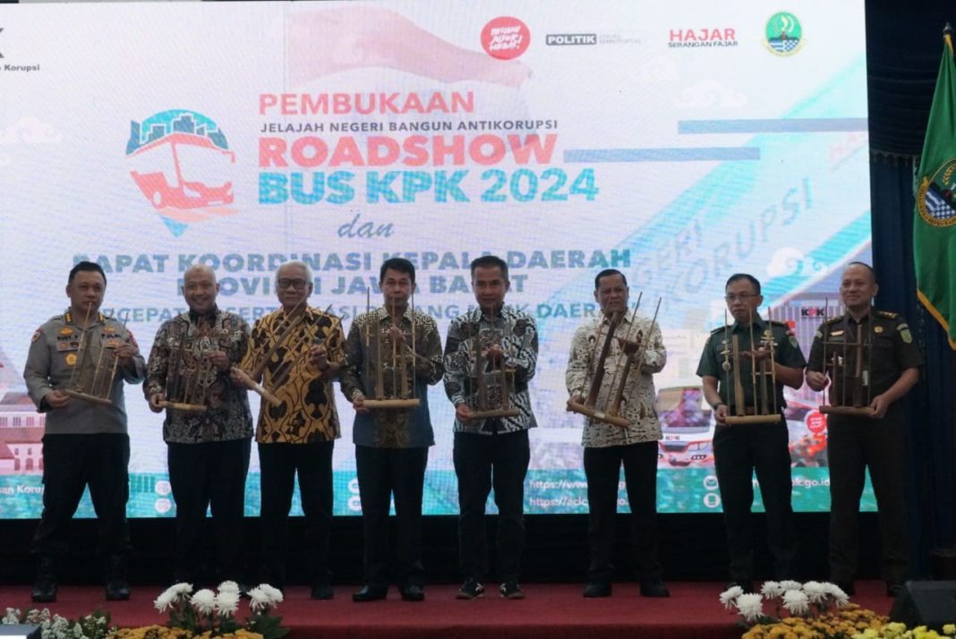 Kota Bandung menjadi penutup dalam rangkaian Roadshow Bus Antikorupsi 2024 yang digelar KPK di Jawa Barat, Kamis (8/8/2024). (Dok/KPK)