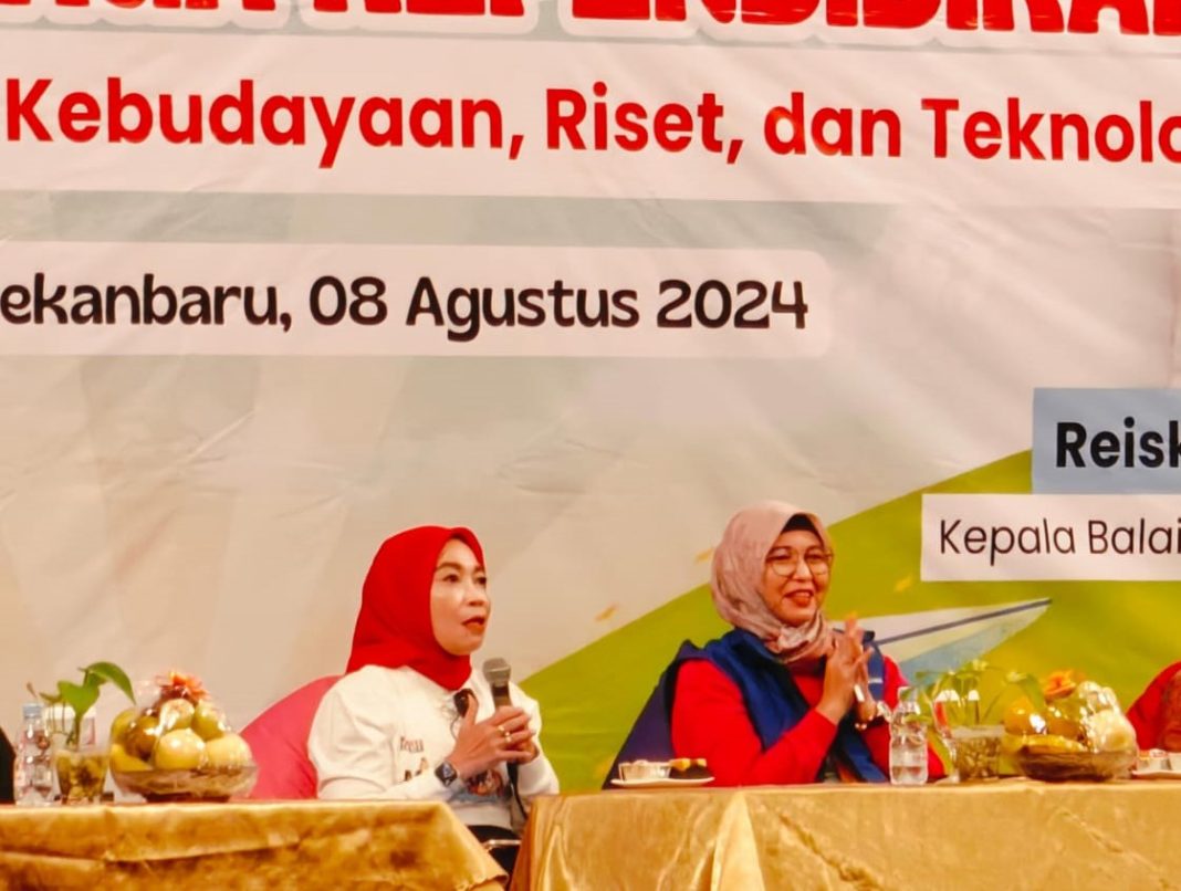 Direktur Jenderal GTK Kemendikbudristek Nunuk Suryani mengunjungi Provinsi Riau pada 8-9 Agustus 2024 untuk memberikan apresiasi terhadap capaian program prioritas pendidikan di wilayah tersebut. (Dok/Kemendikbudristek)