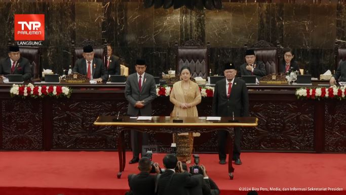 Presiden Jokowi menyampaikan pidato penyampaian RUU tentang APBN Tahun Anggaran 2025 beserta Nota Keuangannya, di Gedung Nusantara I, Kompleks MPR/DPR/DPD RI, Jakarta, Jumat (16/8/2024).