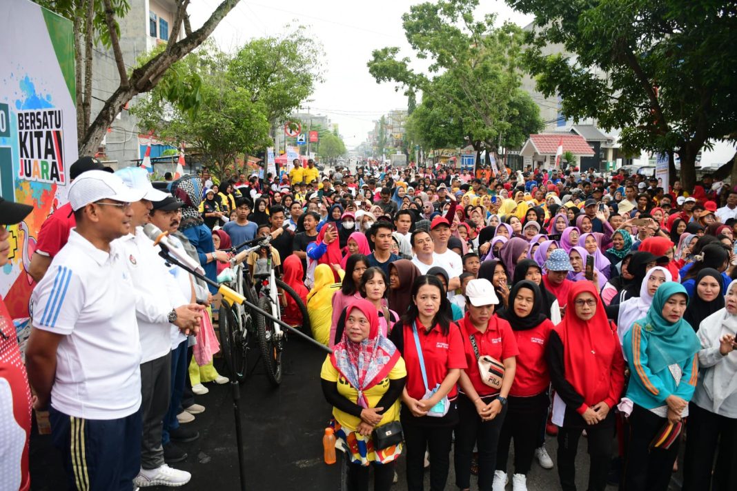 Ribuan warga hadiri CFD Road To PON XXI Aceh-Sumut 2024 di Lubukpakam, Minggu (25/8/2024). (Dok/Kominfo Deliserdang)