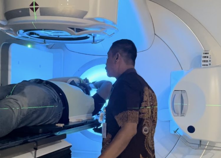 RSUD Margono Soekarjo Purwokerto resmi meluncurkan layanan radioterapi Linear Accelerator (Linac) untuk penanganan kanker