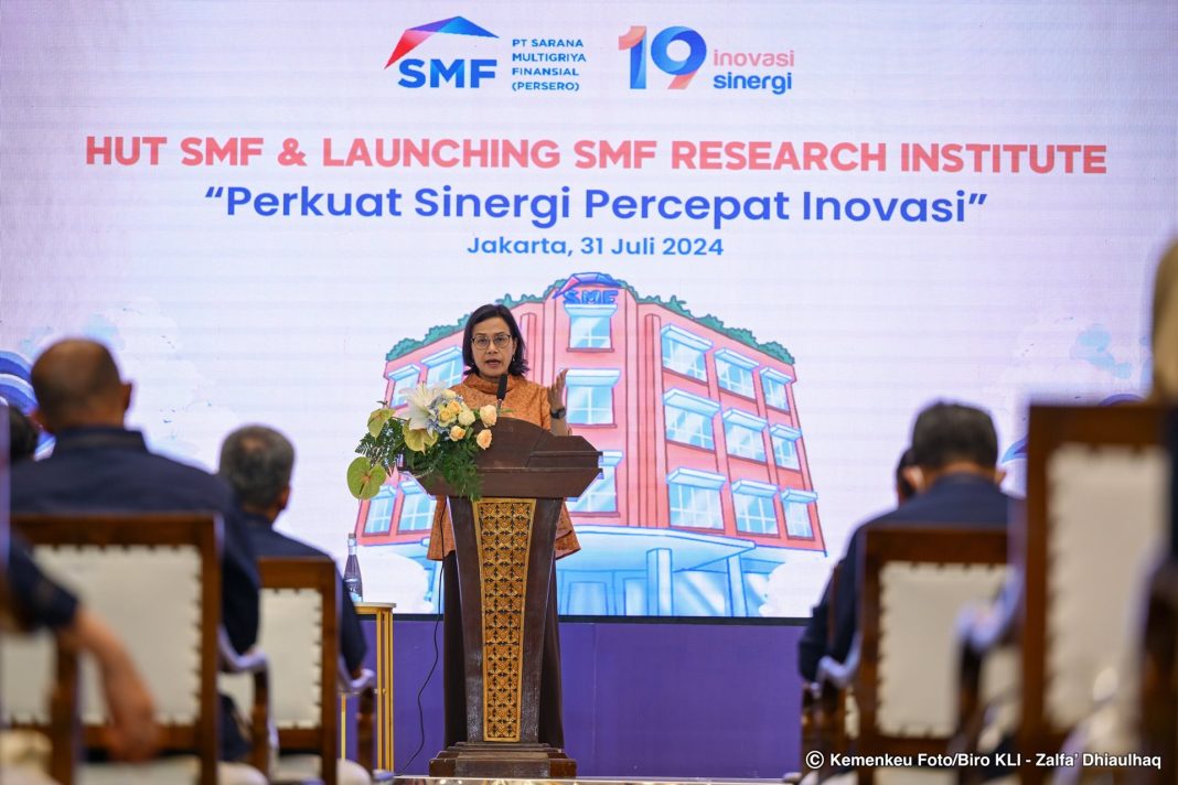 Menkeu RI Sri Mulyani Indrawati menghadiri peluncuran SMF Research Institute sekaligus perayaan ulang tahun ke-19 PT SMF yang berlangsung di Gedung AA Maramis, Jakarta Pusat, Rabu (31/7/2024).