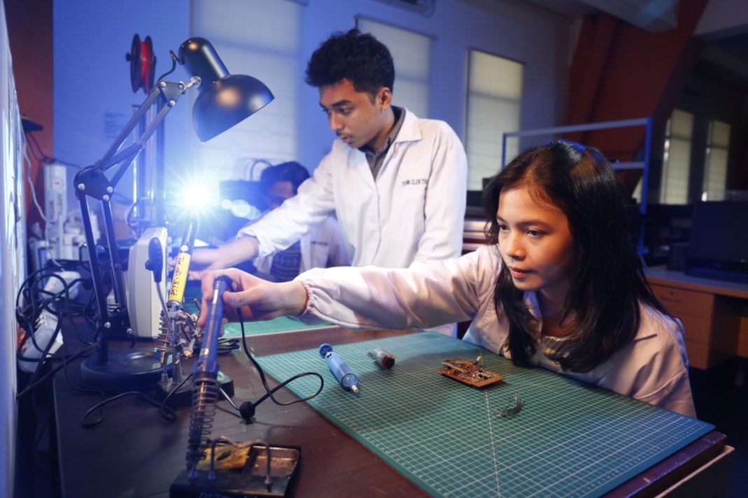 Laboratorium Teknik Elektro Universitas Pertamina