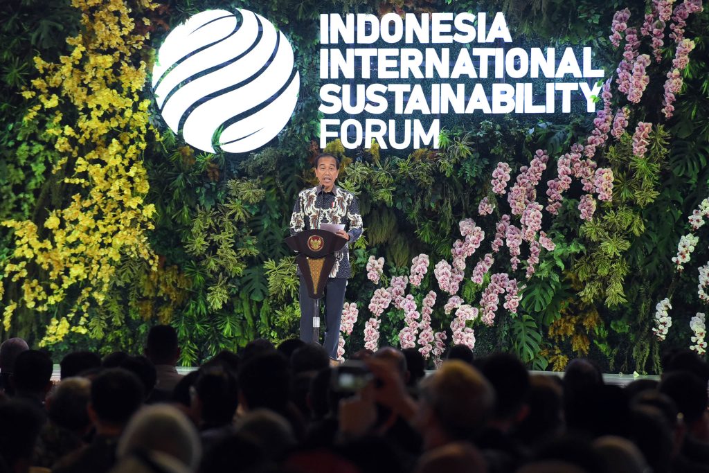 Presiden Jokowi memberikan sambutan dan secara resmi membuka IISF Tahun 2024, di JCC, Jakarta, Kamis (5/9/2024).