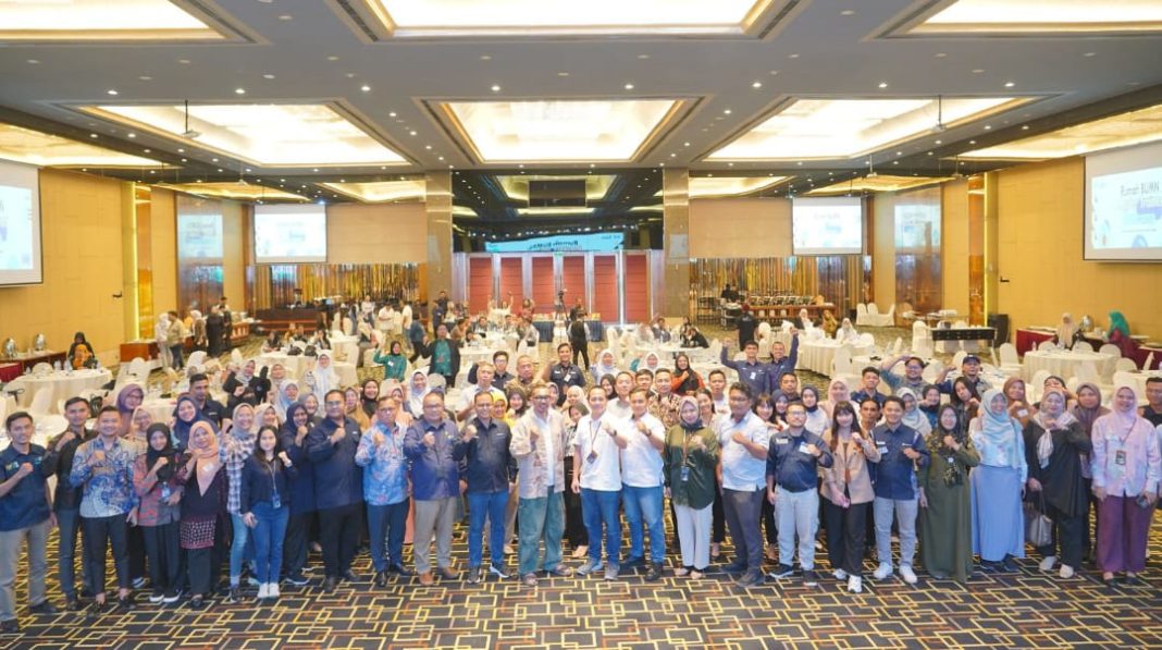 Foto bersama pada kegiatan Master Trainer Bootcamp di Kota Medan, baru-baru ini.