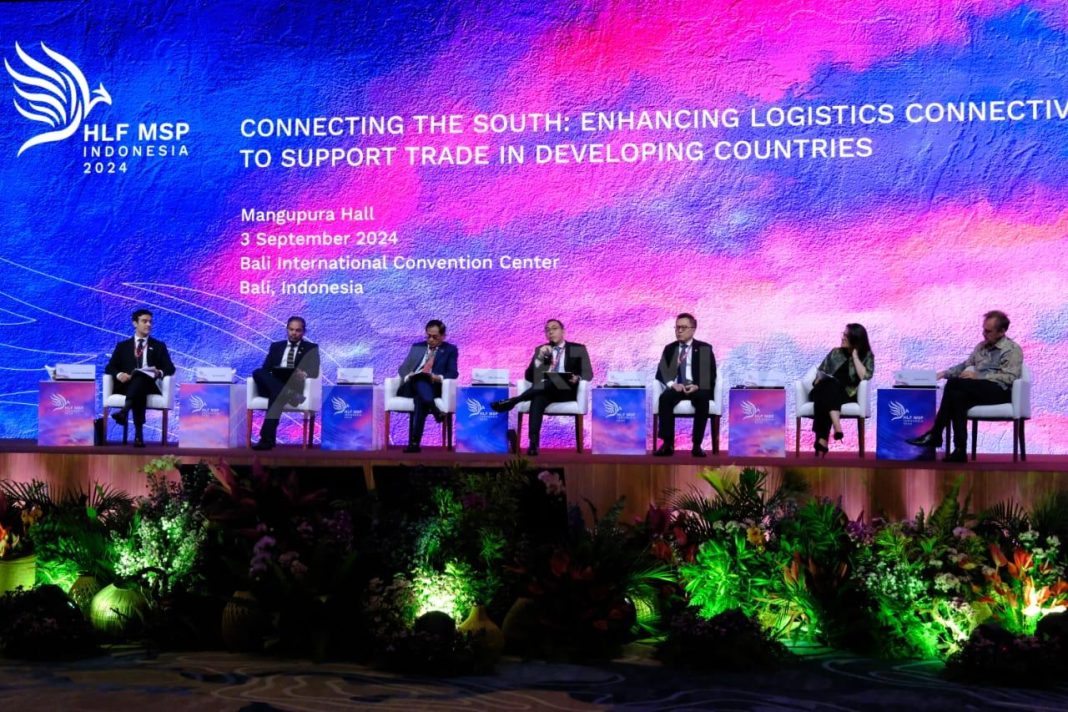 Pertamina International Shipping (PIS) baru-baru ini membagikan strategi utama mereka dalam mengatasi tantangan logistik di Indonesia dalam High-Level Forum on Multi-Stakeholder Partnership 2024 di Bali, Selasa (3/9/2024). (Dok/Kemenkeu)