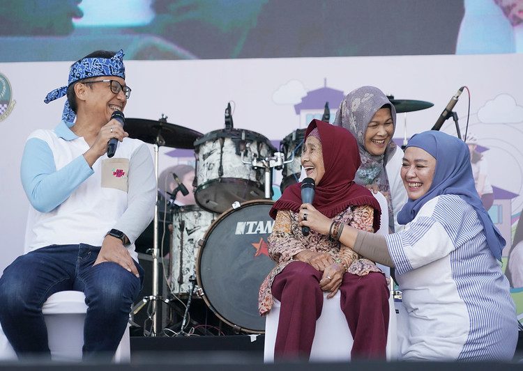 Menteri Kesehatan RI Budi Gunadi Sadikin membuka Ayo Sehat Festival 2024 di Gedung Sate, Bandung, Sabtu (14/9/2024).