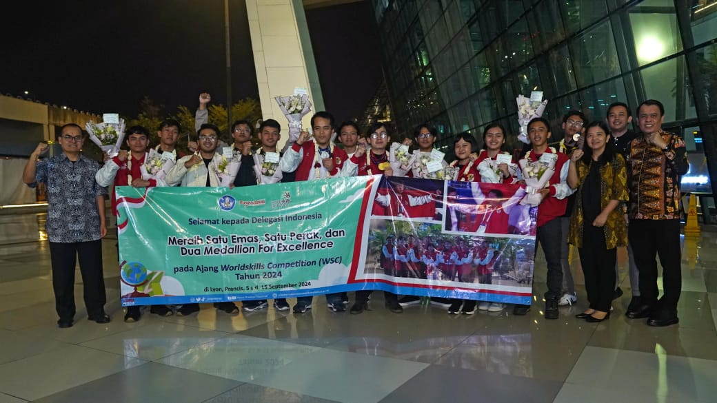 Tim Indonesia Raih Lima Medali di WSC 2024, Jakarta, Selasa (17/9/2024). (Dok/Kemendikbudristek).